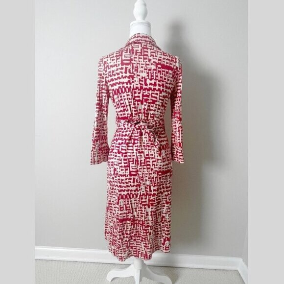 Diane Von Furstenburg Red 100% Silk Wrap Dress 4 - Picture 2 of 6